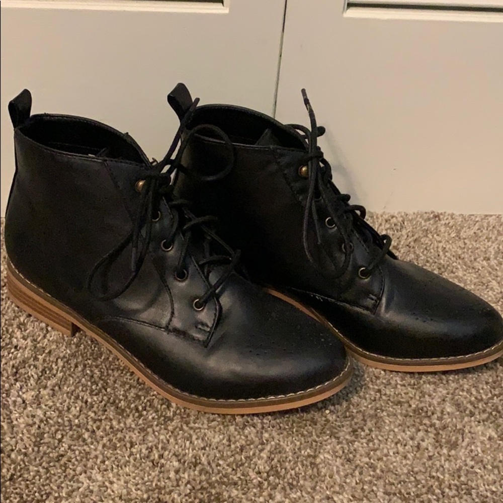 Black lace up boots